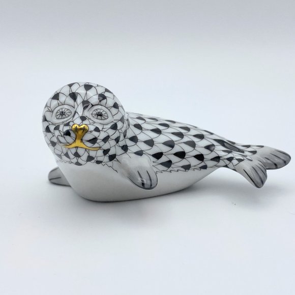 Herend black fishnet Baby SEAL figurine mint MC1527 3"